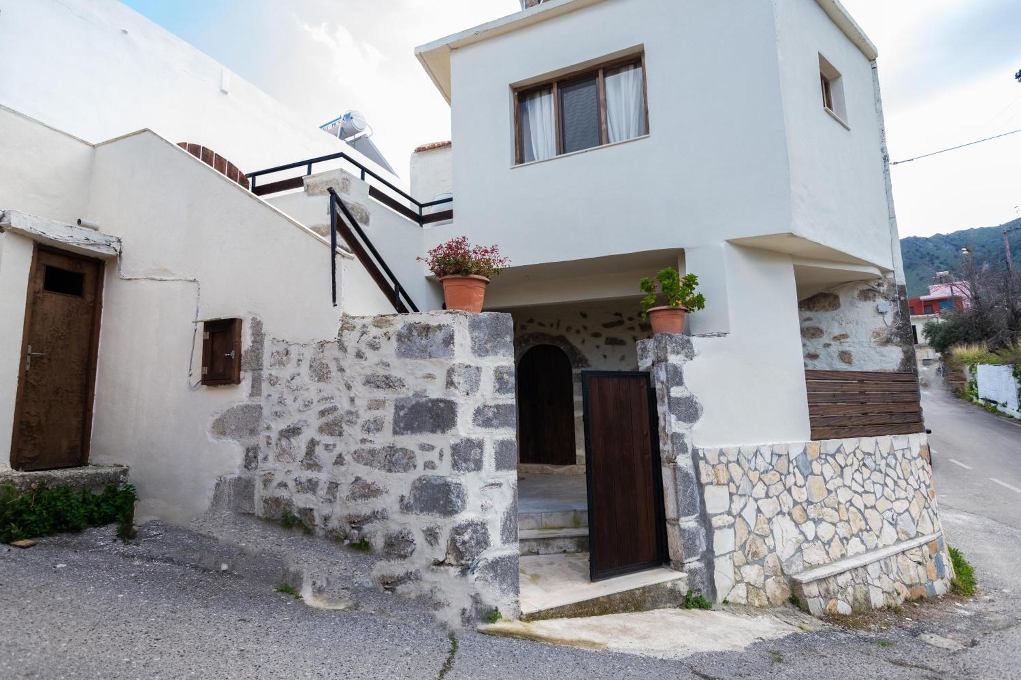 To Patriko Villa Kournás Exterior photo