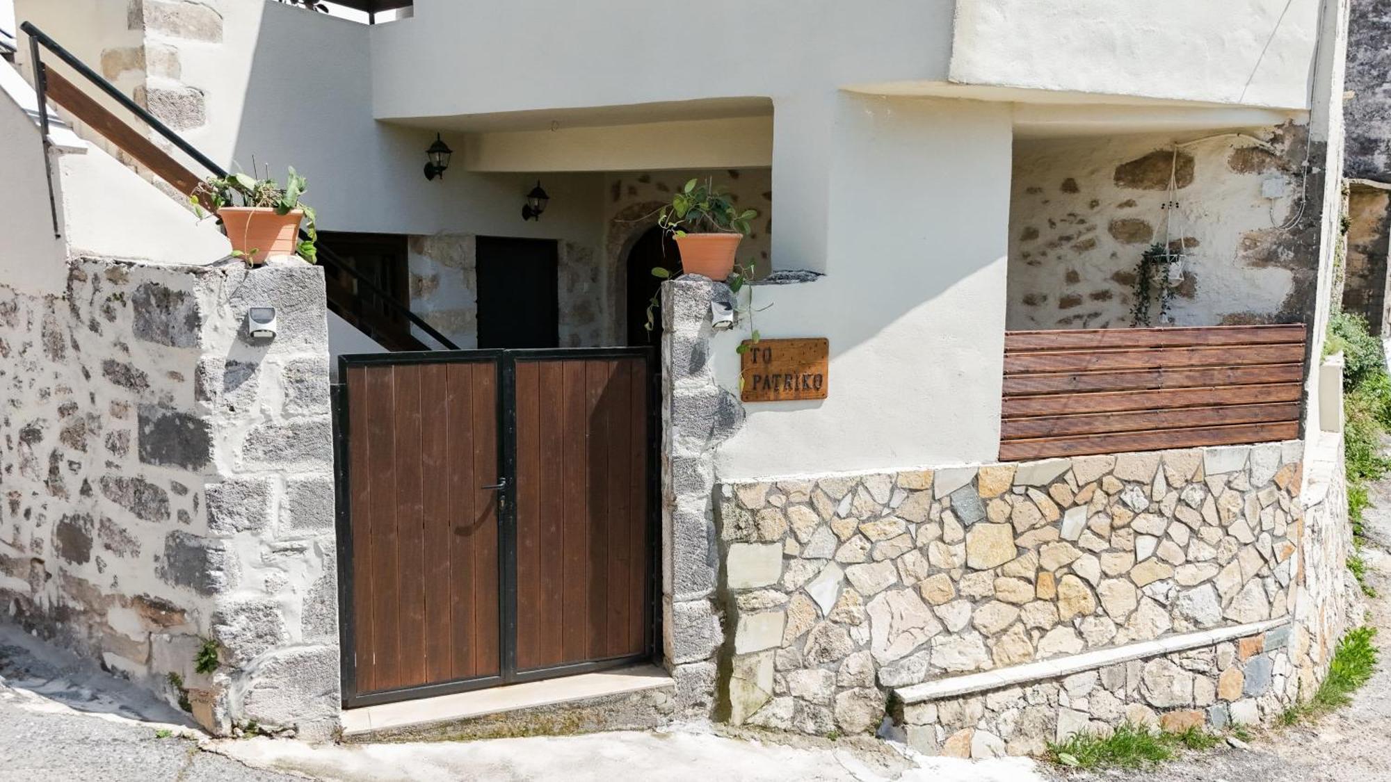 To Patriko Villa Kournás Exterior photo